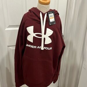 Burgundy Under Armour women’s hoody size small